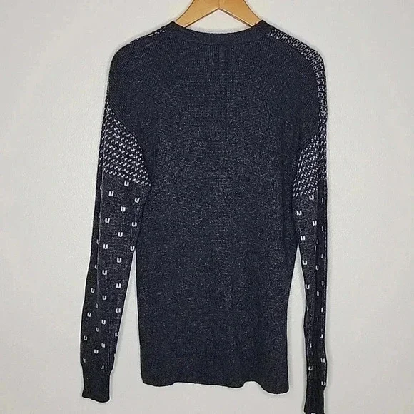 J. Crew Intarsia Reindeer Wool V-neck Sweater size M - Picture 4 of 12